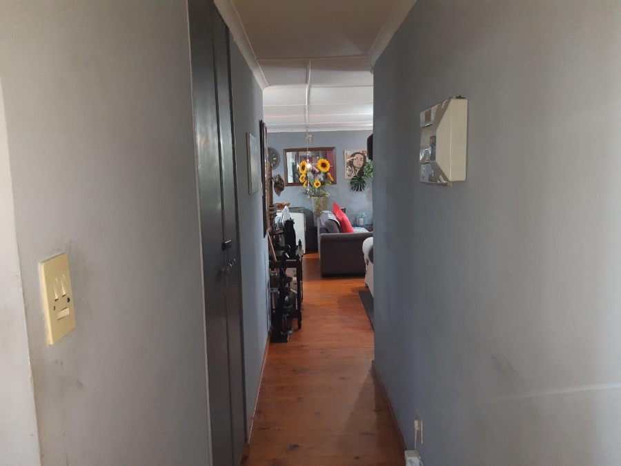 3 Bedroom Property for Sale in Paradise Beach Eastern Cape